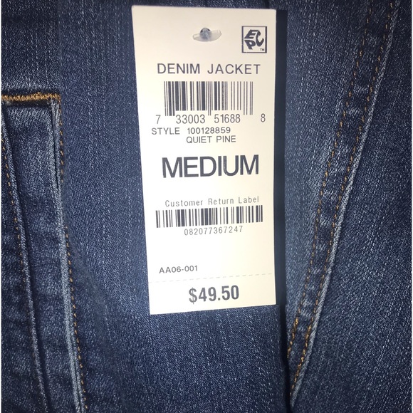 NWT Denim Jacket size M - Picture 6 of 6